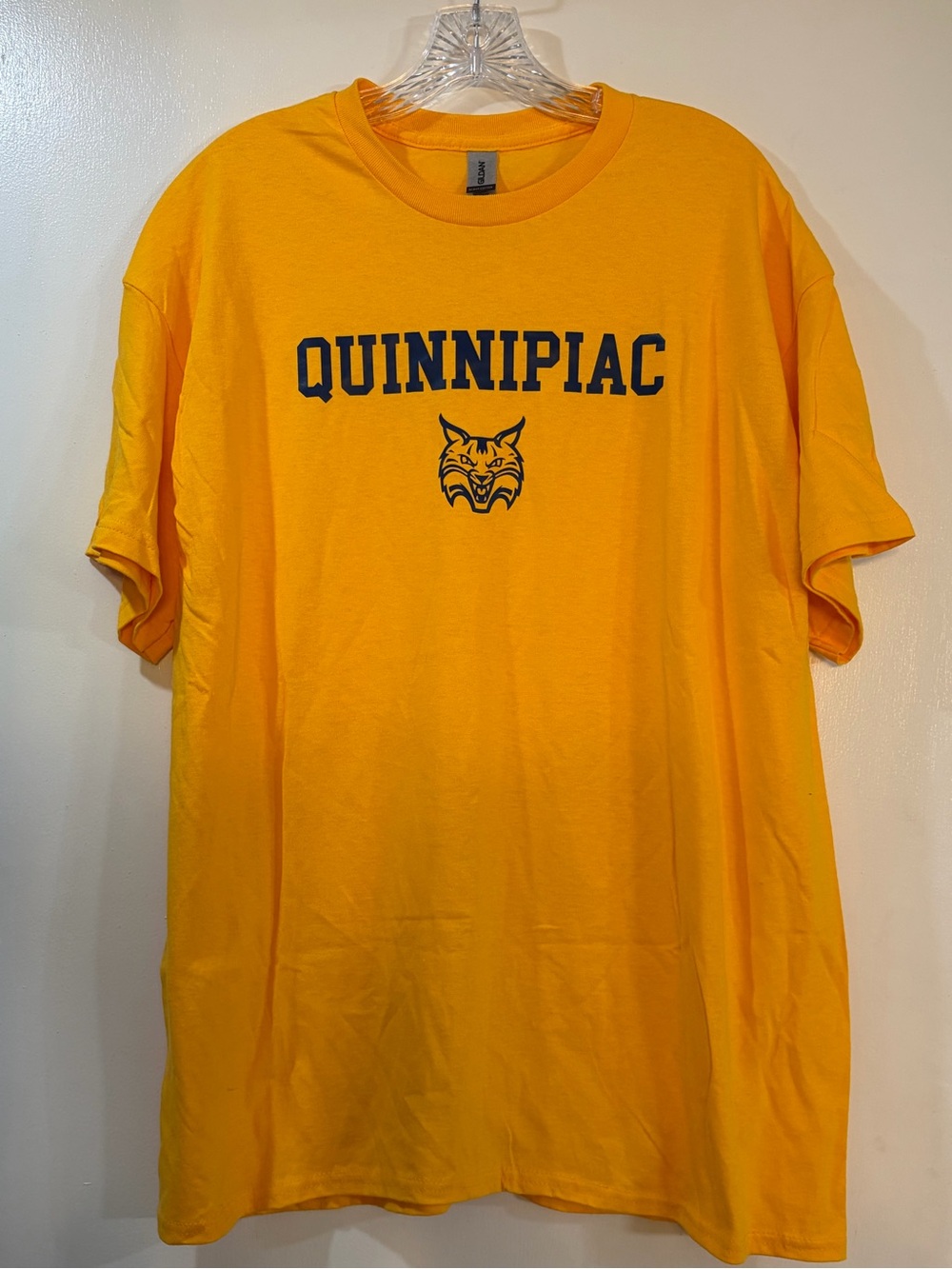 Gildan Quinnipiac University Yellow T-shirt Adult Unisex Sz XL